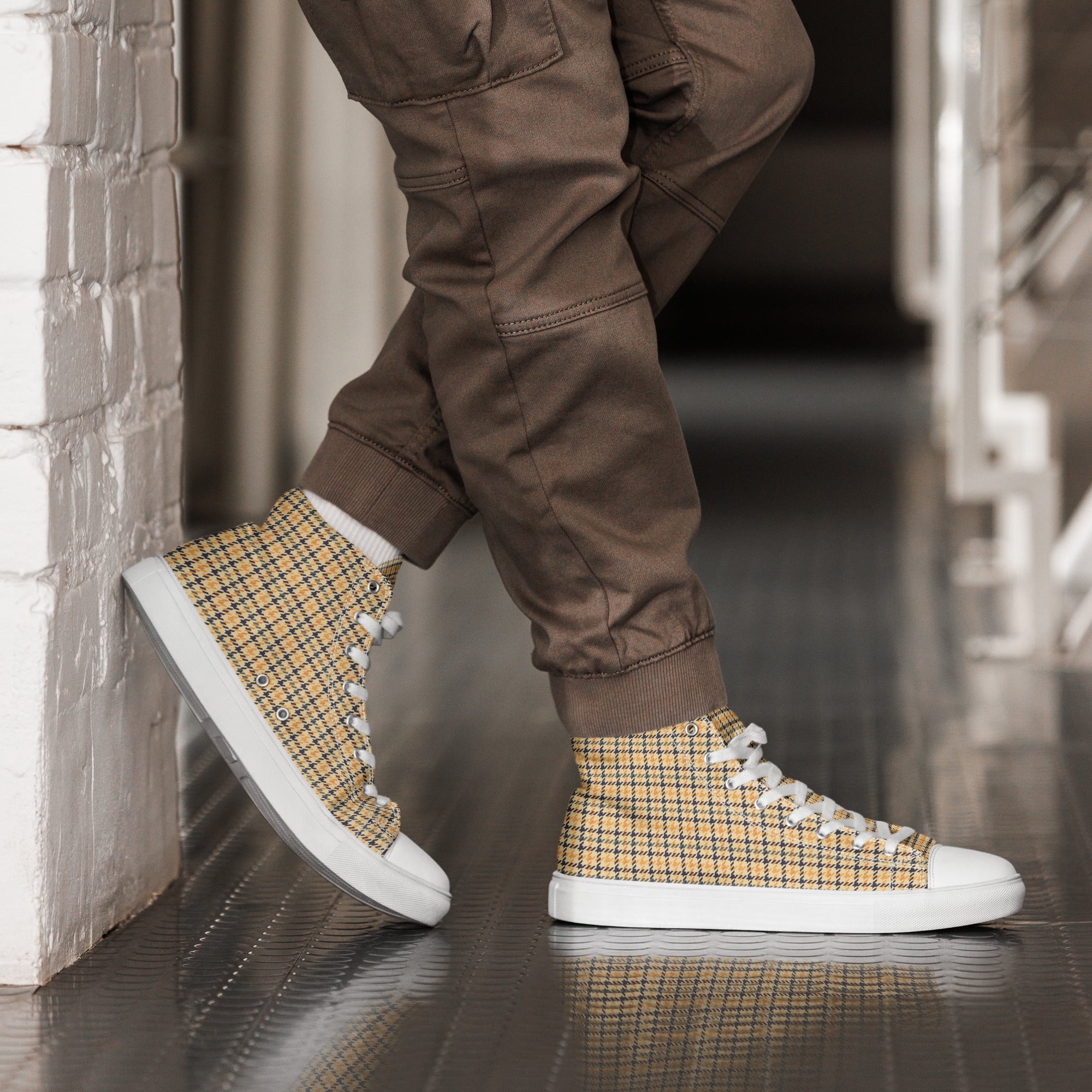 Men’s Yellow Grid High-Top Sneakers – Canvas Casual Shoes – Comfortable & Durable