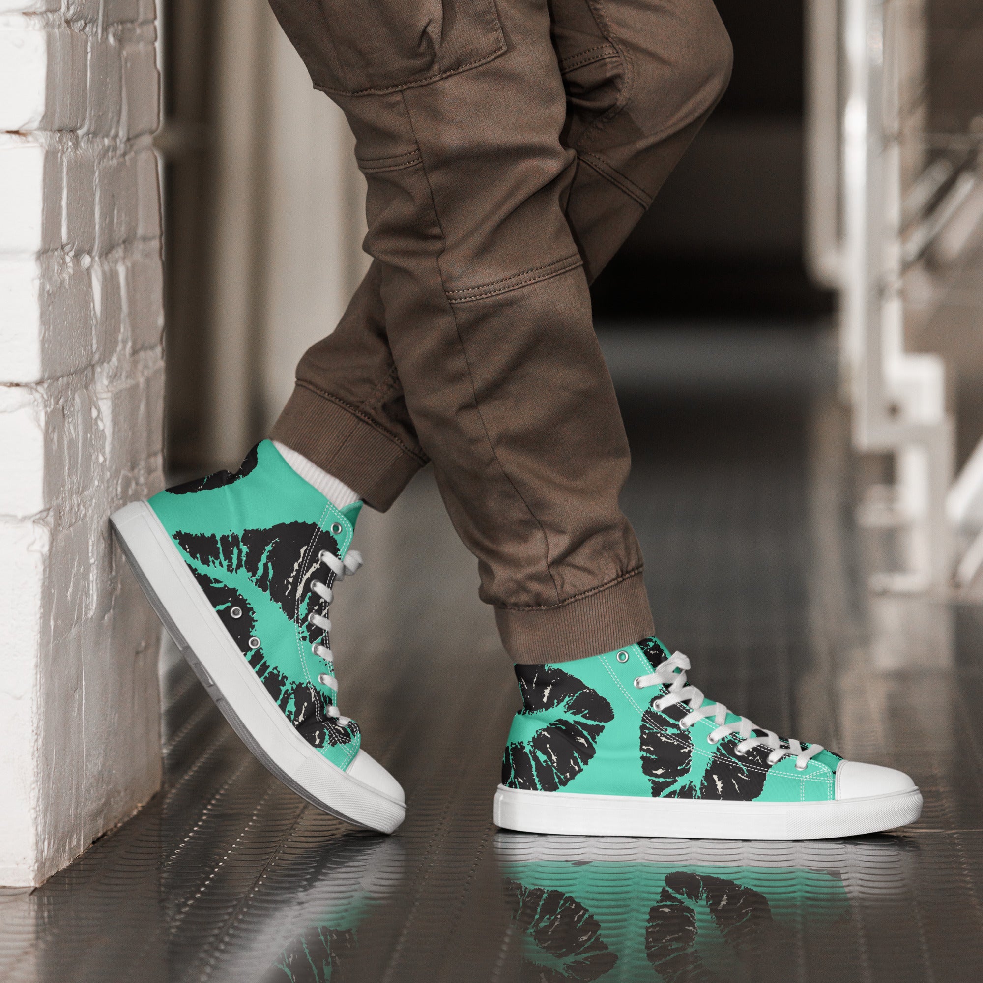 Men’s Lip Print High-Top Sneakers, Teal and Black, Canvas Casual Shoes